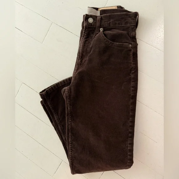 Everlane Baby Cord Cheeky Crop jeans. - Picture 7 of 7